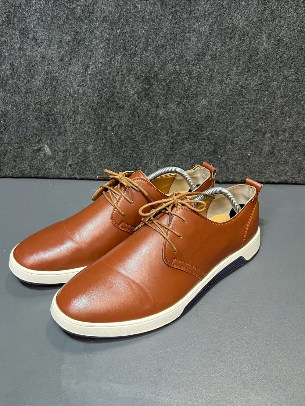 Konhill Men's Casual Oxford Shoes Size 9.5/10 (measured)